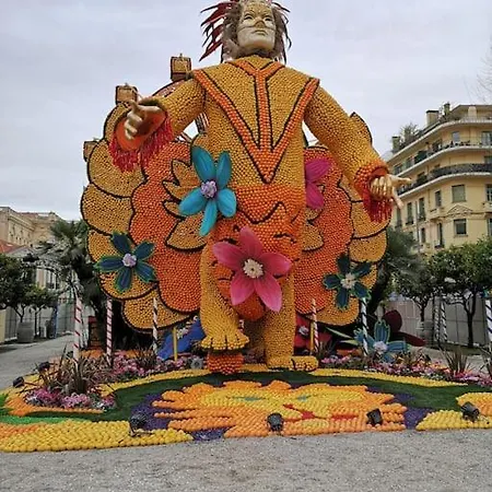 Cosy 2P A 5 Minutes A Pied De La Mer Et Du Centre Menton Exterior photo